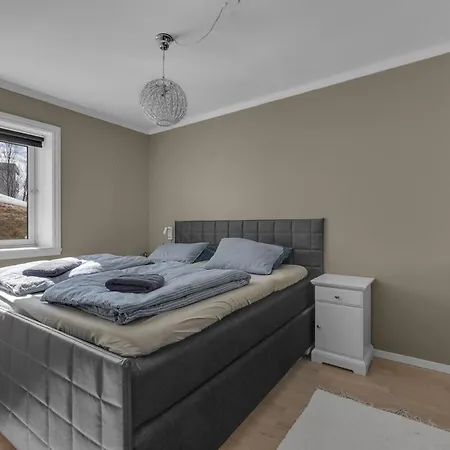 Casa Reinen * Tromsdalen